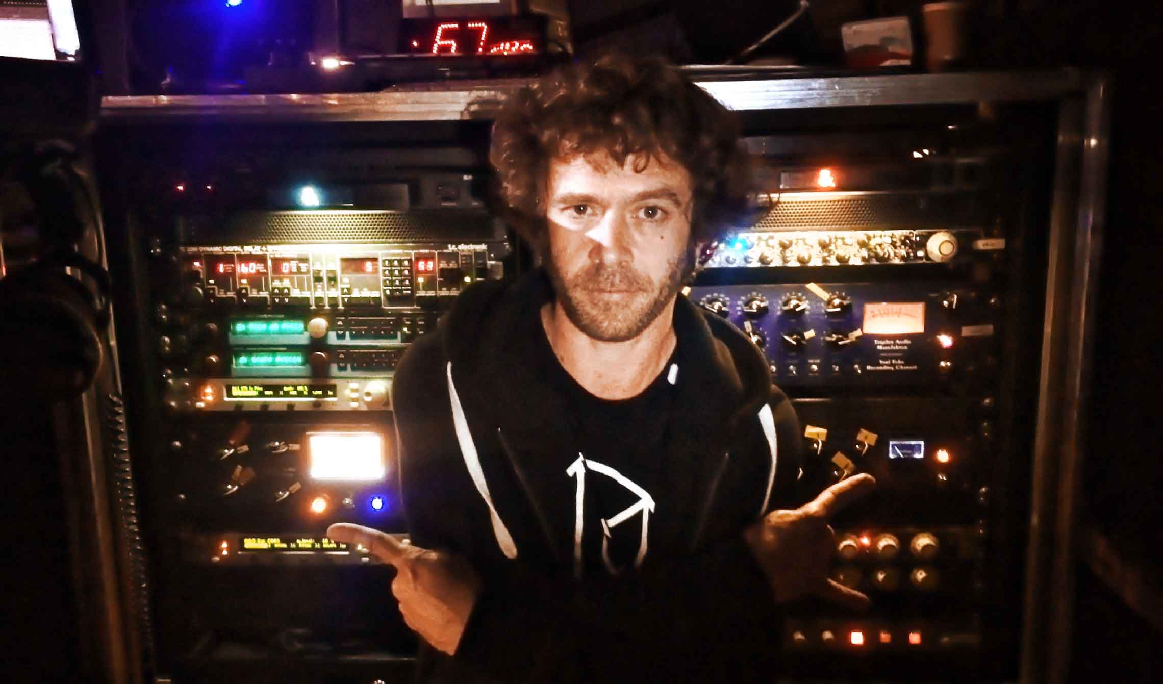 Julien Doré & Tour - FOH with Schwerkraftmaschine, Crème and VTRC Julien Doré & Tour - FOH with Schwerkraftmaschine, Crème and VTRC